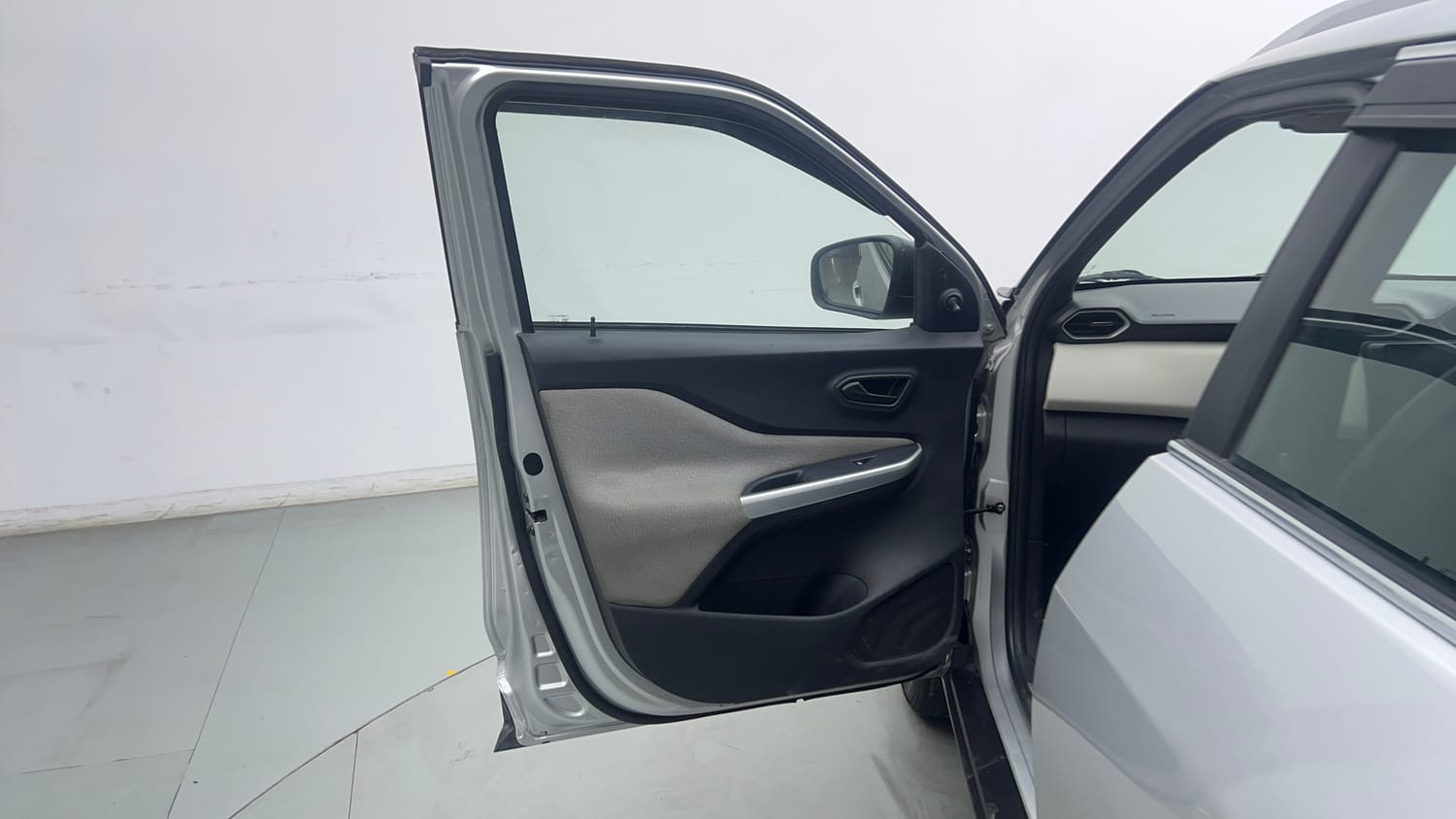 2022 Nissan Magnite XE-21