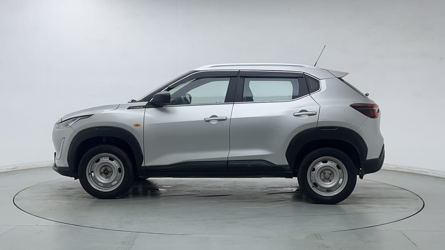 2022 Nissan Magnite XE-1
