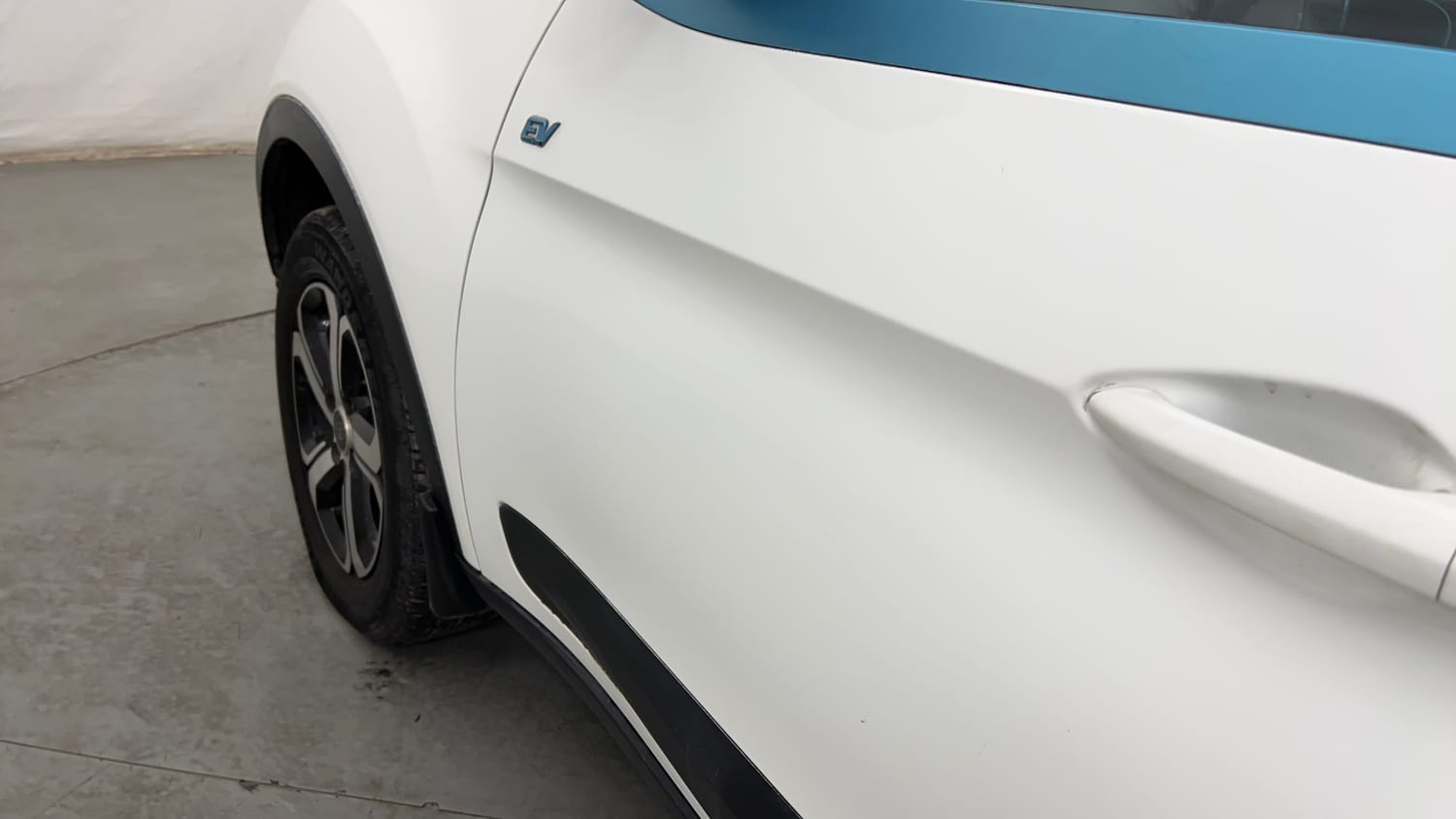 Used 2022 Tata Nexon EV XZ Plus Electric Automatic dents MINOR SCRATCH