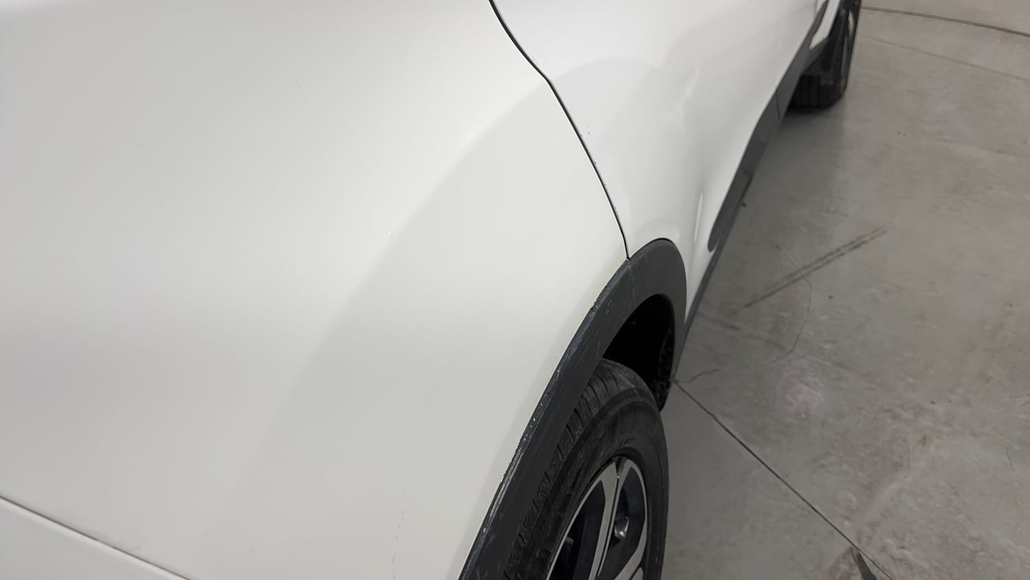 Used 2022 Tata Nexon EV XZ Plus Electric Automatic dents MINOR SCRATCH