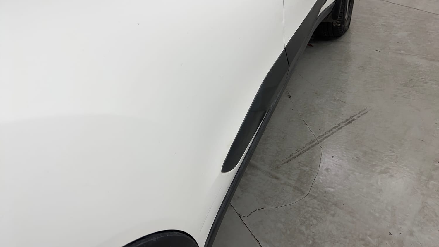 Used 2022 Tata Nexon EV XZ Plus Electric Automatic dents MINOR SCRATCH