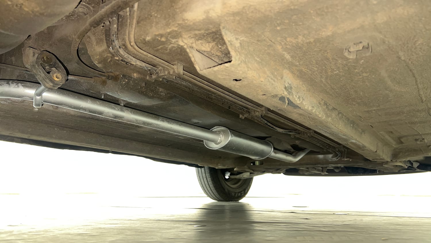 Used 2017 Datsun Redi-GO S 1.0 Petrol Manual extra REAR RIGHT UNDERBODY VIEW