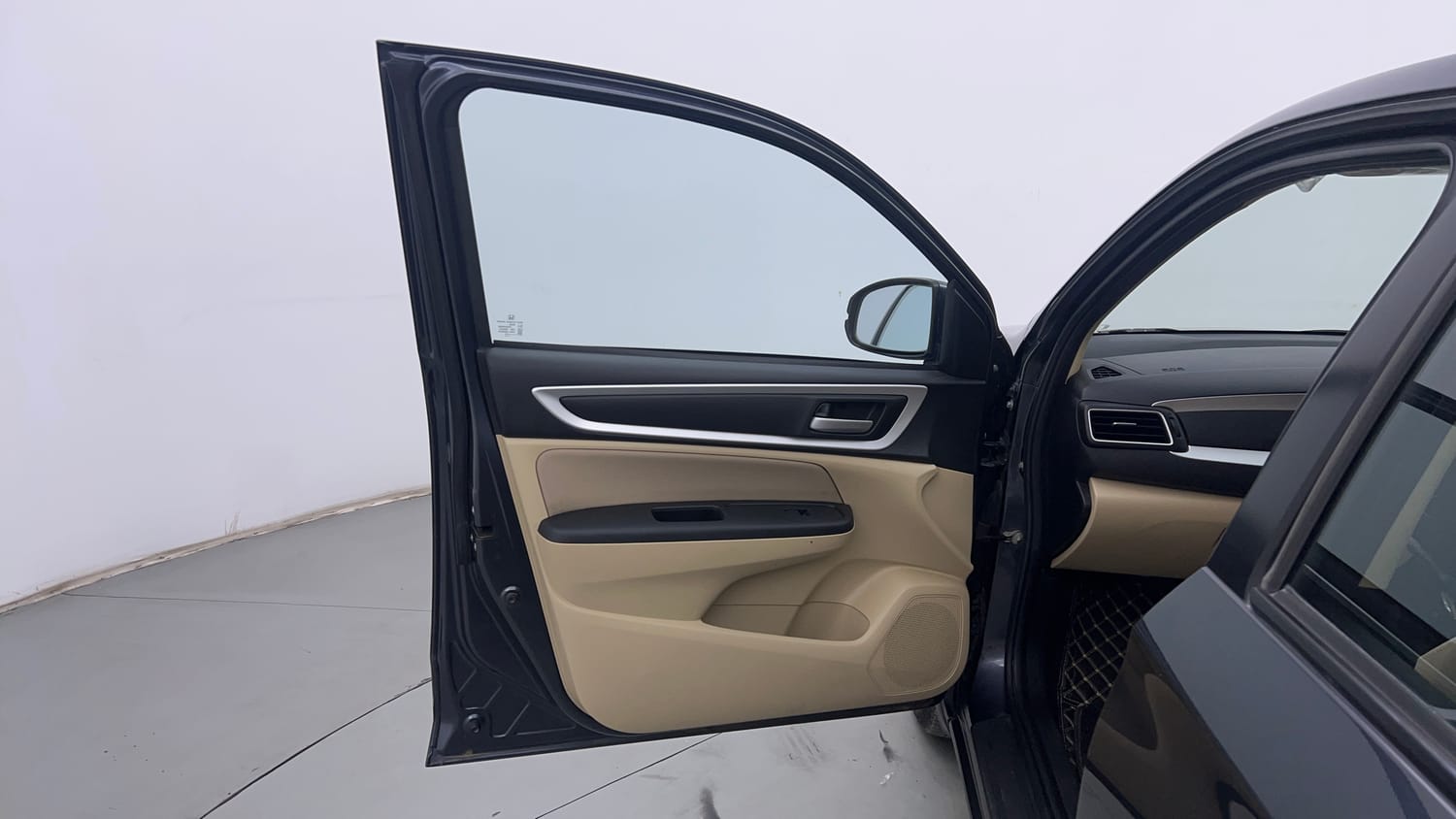 Used 2023 Honda Amaze VX CVT 1.2 Petrol Petrol Automatic interior LEFT FRONT DOOR OPEN VIEW