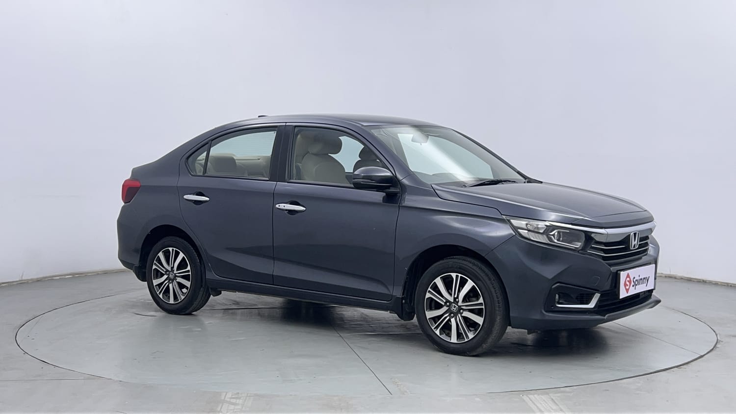 Used 2023 Honda Amaze VX CVT 1.2 Petrol Petrol Automatic exterior RIGHT FRONT CORNER VIEW