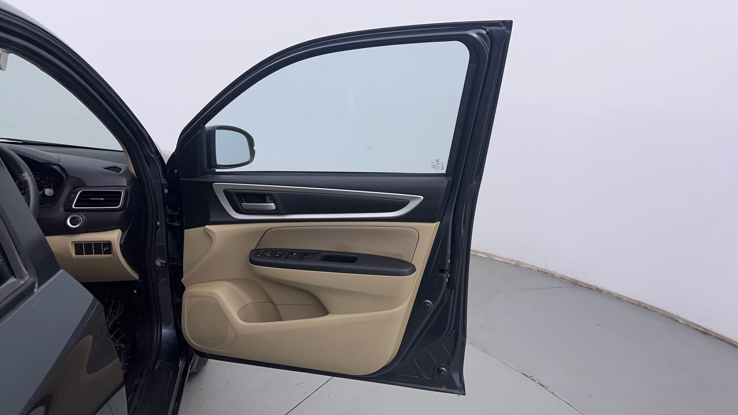 Used 2023 Honda Amaze VX CVT 1.2 Petrol Petrol Automatic interior RIGHT FRONT DOOR OPEN VIEW