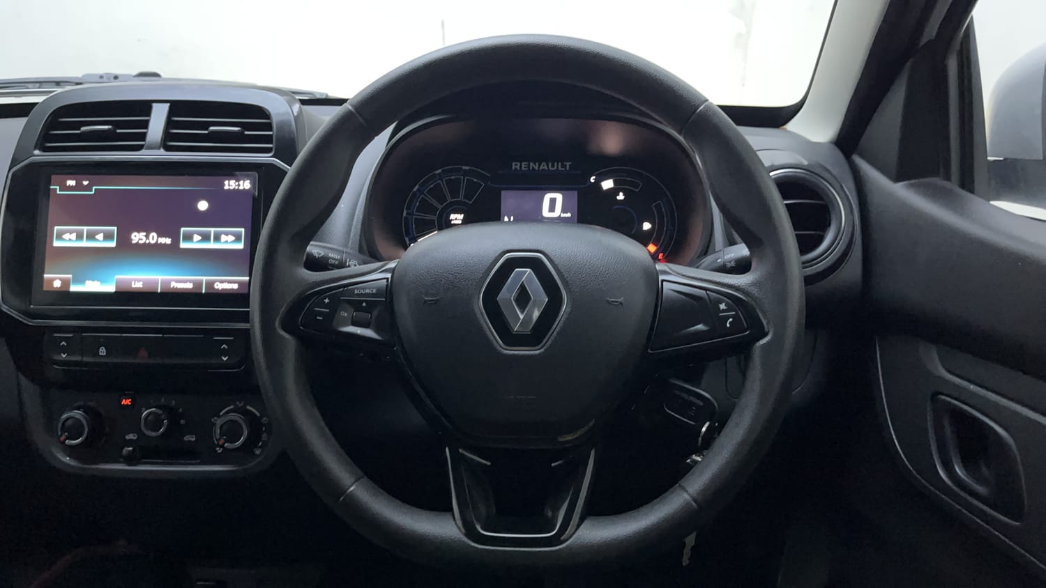 Used 2023 Renault Kwid RXT 1.0 AMT Petrol Automatic interior STEERING VIEW