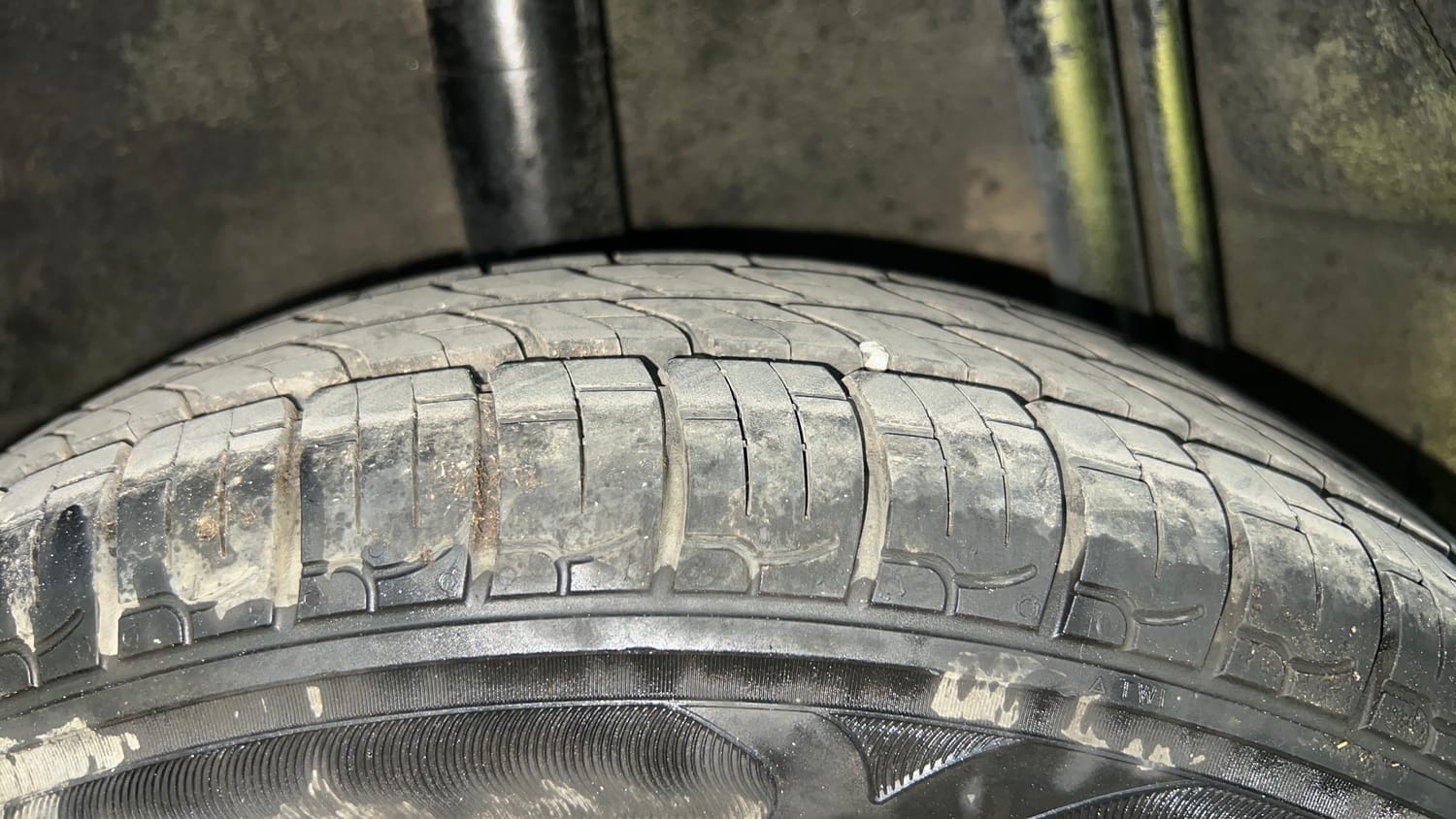 Used 2017 Datsun Redi-GO S 1.0 Petrol Manual tyres RIGHT REAR TYRE TREAD VIEW
