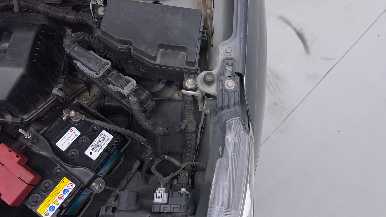Used 2023 Honda Amaze VX CVT 1.2 Petrol Petrol Automatic engine ENGINE LEFT SIDE VIEW