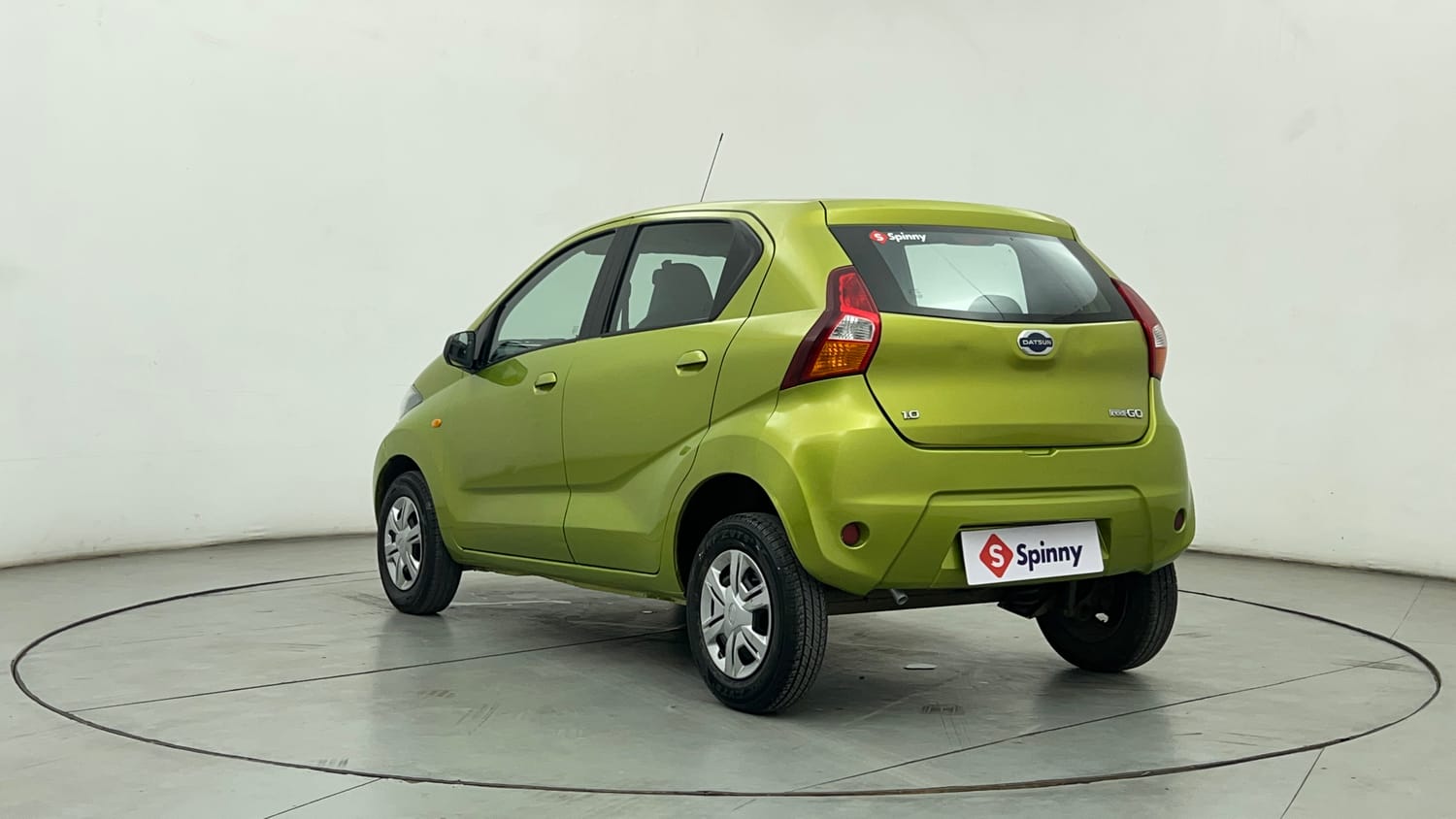 Used 2017 Datsun Redi-GO S 1.0 Petrol Manual exterior LEFT REAR CORNER VIEW