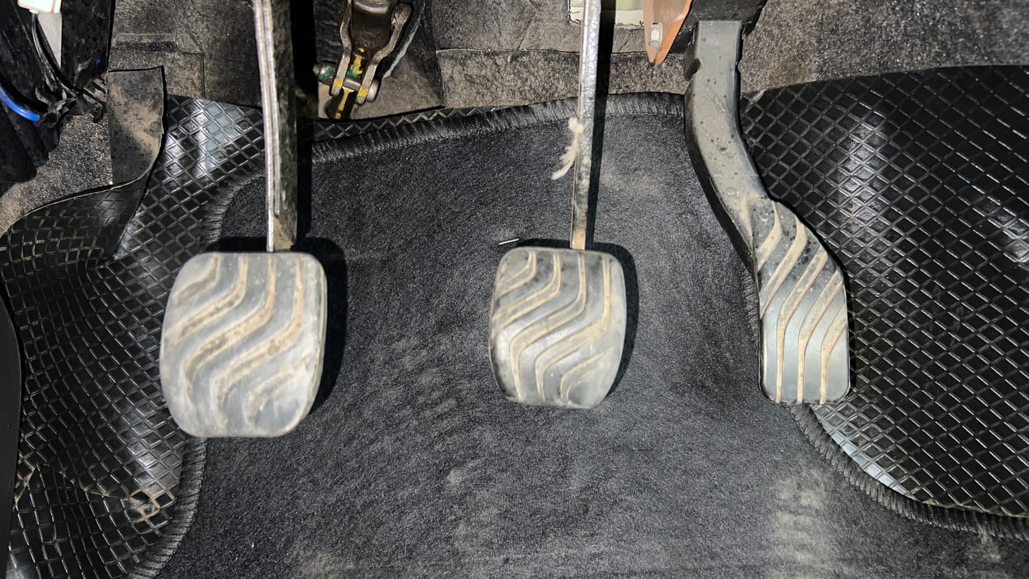 Used 2017 Datsun Redi-GO S 1.0 Petrol Manual interior PEDALS VIEW