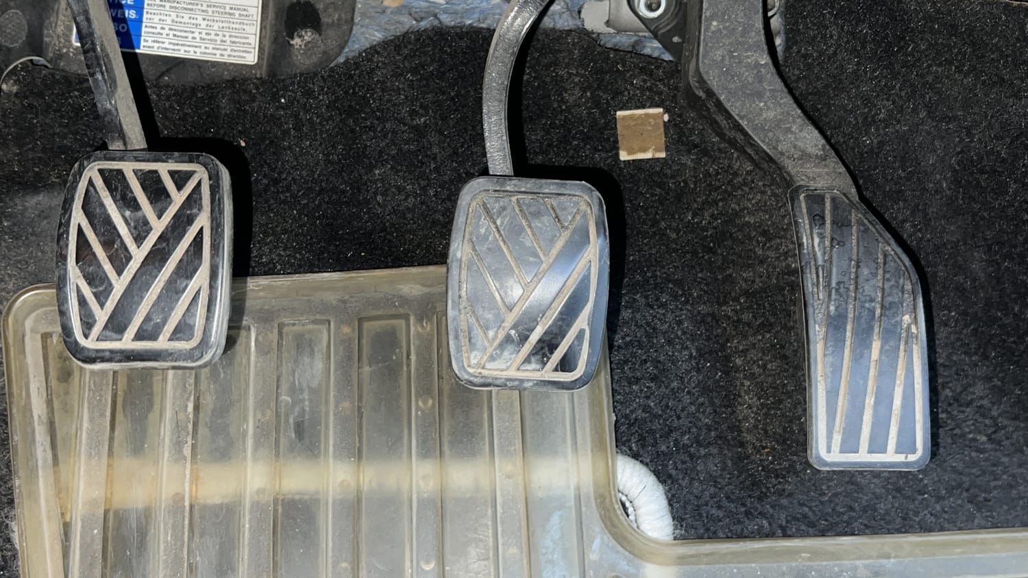 Used 2020 maruti-suzuki Vitara Brezza ZXi Plus Petrol Manual interior PEDALS VIEW