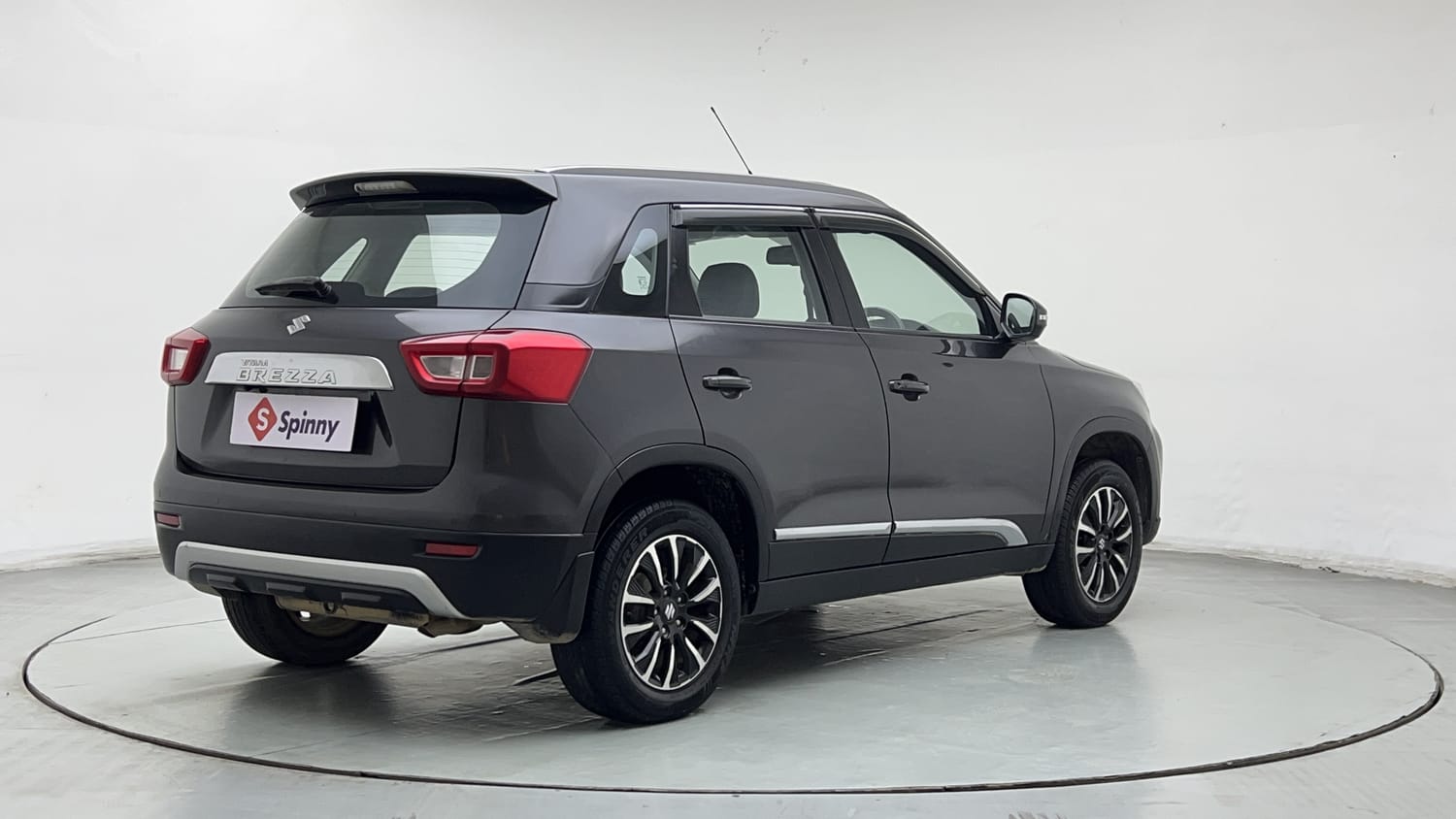 Used 2020 maruti-suzuki Vitara Brezza ZXi Plus Petrol Manual exterior RIGHT REAR CORNER VIEW