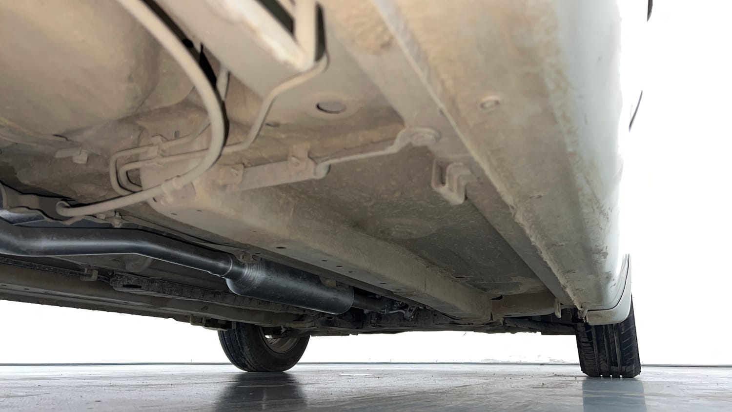 Used 2022 Maruti Suzuki Ciaz Zeta 1.5 Petrol Manual extra REAR RIGHT UNDERBODY VIEW