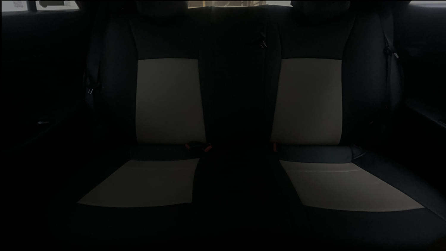 Used 2017 Hyundai Elite i20 Asta 1.2 Dual Tone Petrol Manual interior REAR SEAT CONDITION VIEW