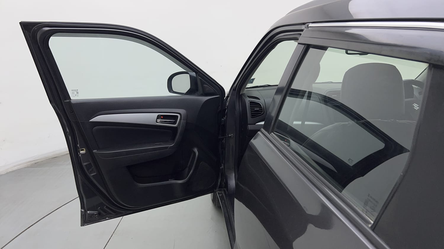 Used 2020 maruti-suzuki Vitara Brezza ZXi Plus Petrol Manual interior LEFT FRONT DOOR OPEN VIEW