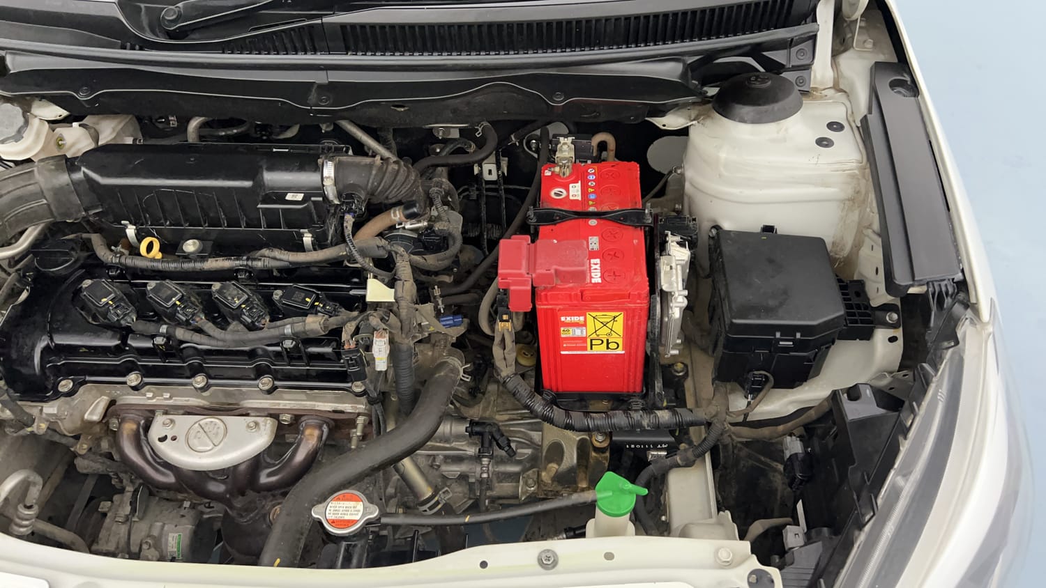 Used 2022 Maruti Suzuki Ciaz Zeta 1.5 Petrol Manual engine ENGINE LEFT SIDE VIEW