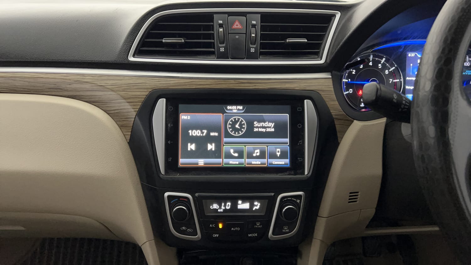 Used 2022 Maruti Suzuki Ciaz Zeta 1.5 Petrol Manual interior MUSIC SYSTEM & AC CONTROL VIEW