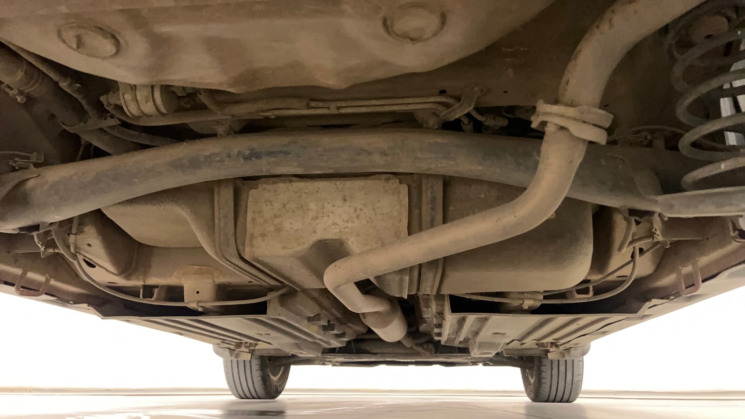 Used 2022 Maruti Suzuki Vitara Brezza [2020-2022] ZXI Plus Dual Tone Petrol Manual extra REAR UNDERBODY VIEW (TAKEN FROM REAR)