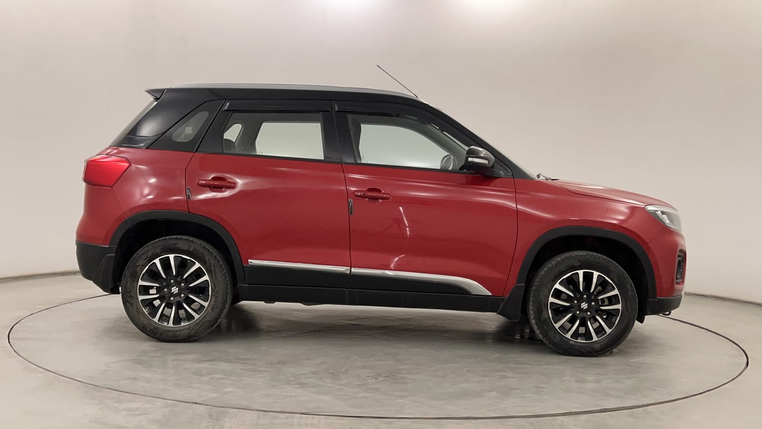 Used 2022 Maruti Suzuki Vitara Brezza [2020-2022] ZXI Plus Dual Tone Petrol Manual exterior RIGHT SIDE VIEW
