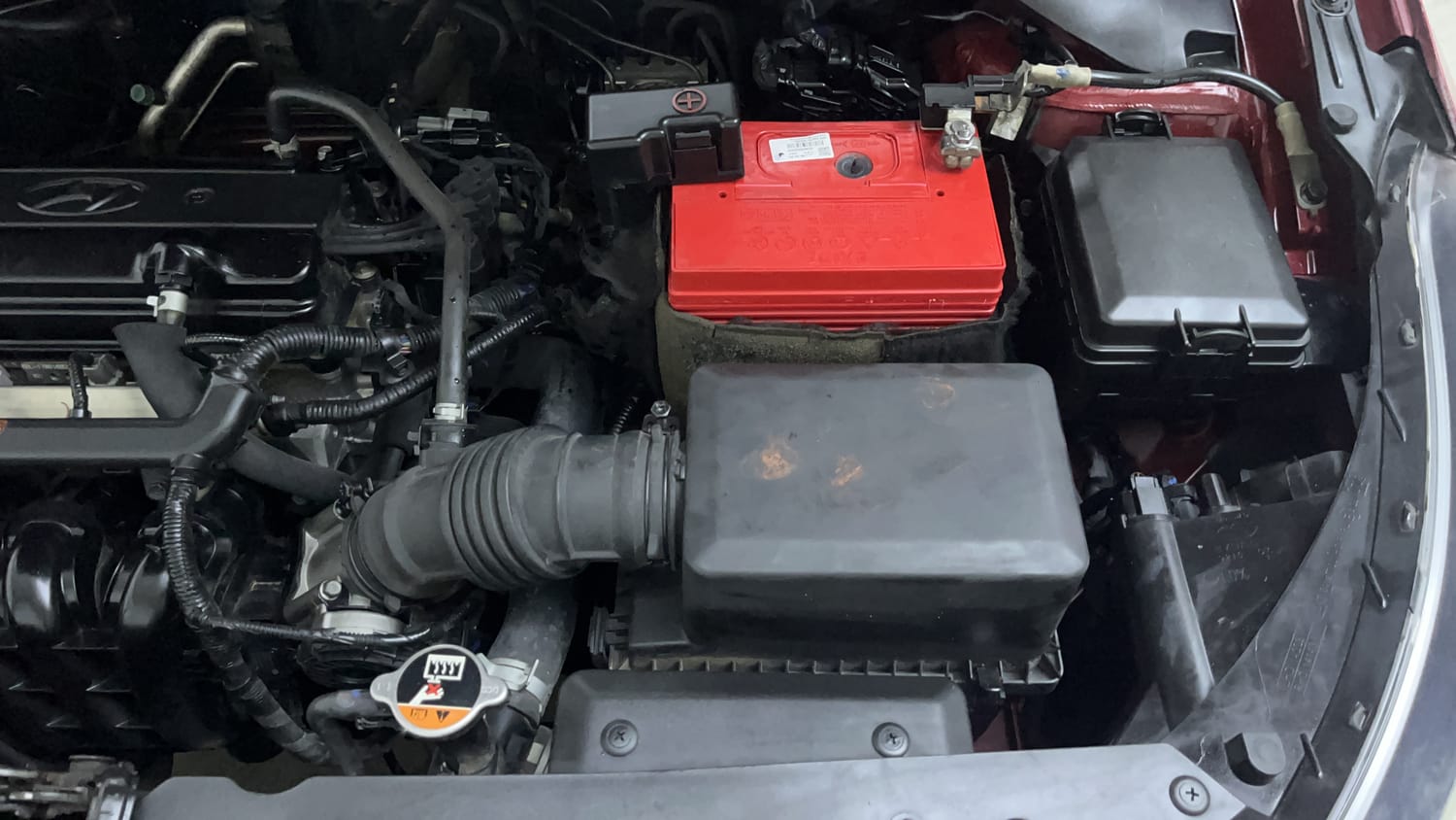 Used 2017 Hyundai Elite i20 Asta 1.2 Dual Tone Petrol Manual engine ENGINE LEFT SIDE VIEW
