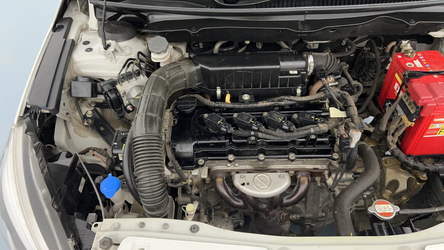 Used 2022 Maruti Suzuki Ciaz Zeta 1.5 Petrol Manual engine ENGINE RIGHT SIDE VIEW