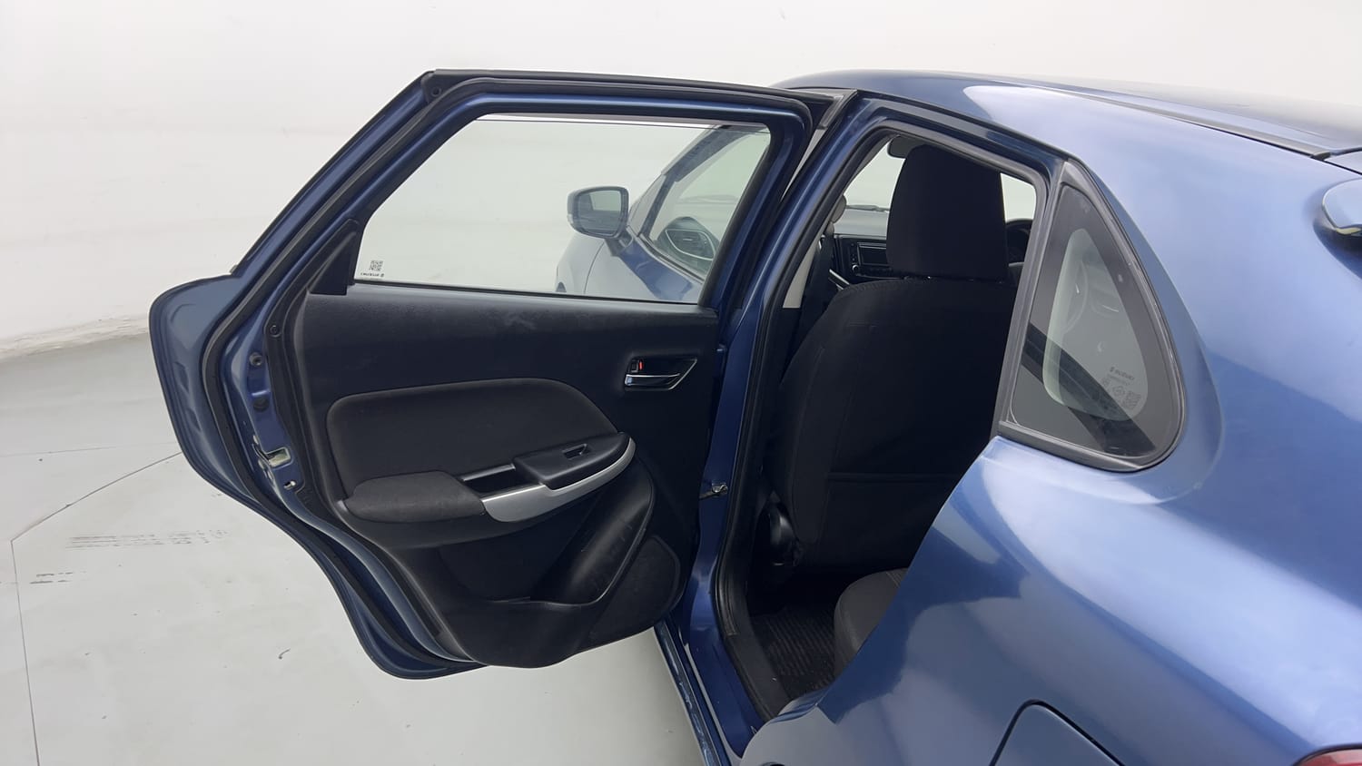 Used 2017 Maruti Suzuki Baleno Delta 1.2 Petrol Manual interior LEFT REAR DOOR OPEN VIEW