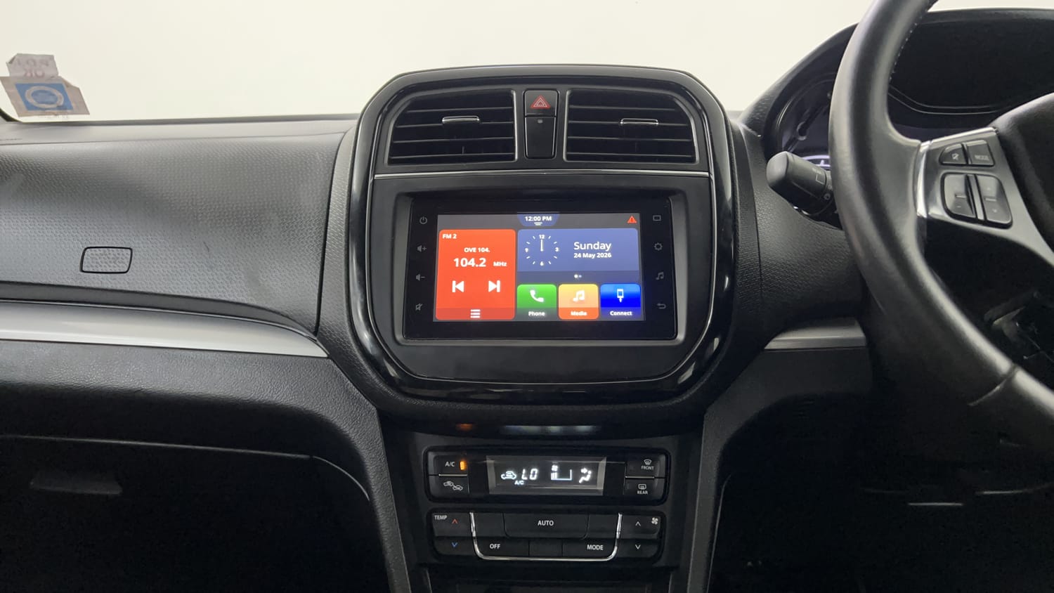 Used 2022 Maruti Suzuki Vitara Brezza [2020-2022] ZXI Plus Dual Tone Petrol Manual interior MUSIC SYSTEM & AC CONTROL VIEW