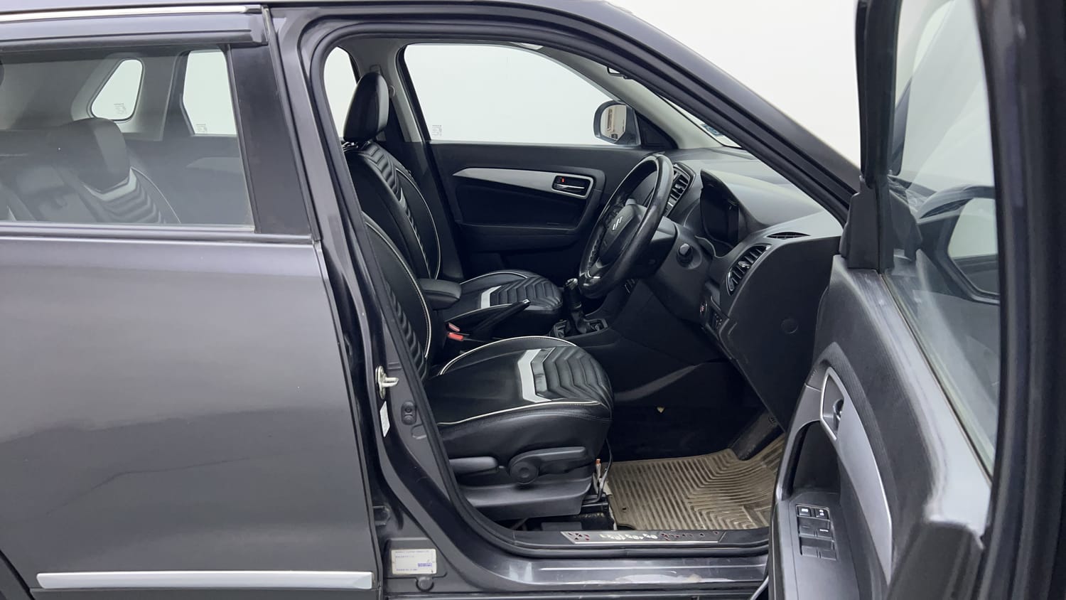 Used 2020 maruti-suzuki Vitara Brezza ZXi Plus Petrol Manual interior RIGHT SIDE FRONT DOOR CABIN VIEW