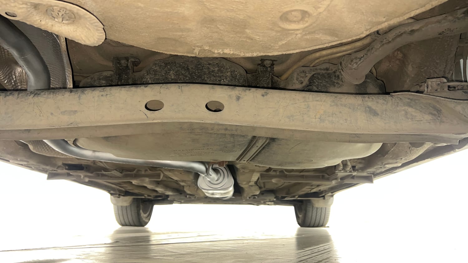 Used 2022 Volkswagen Taigun Topline 1.0 TSI AT Petrol Automatic extra REAR UNDERBODY VIEW (TAKEN FROM REAR)