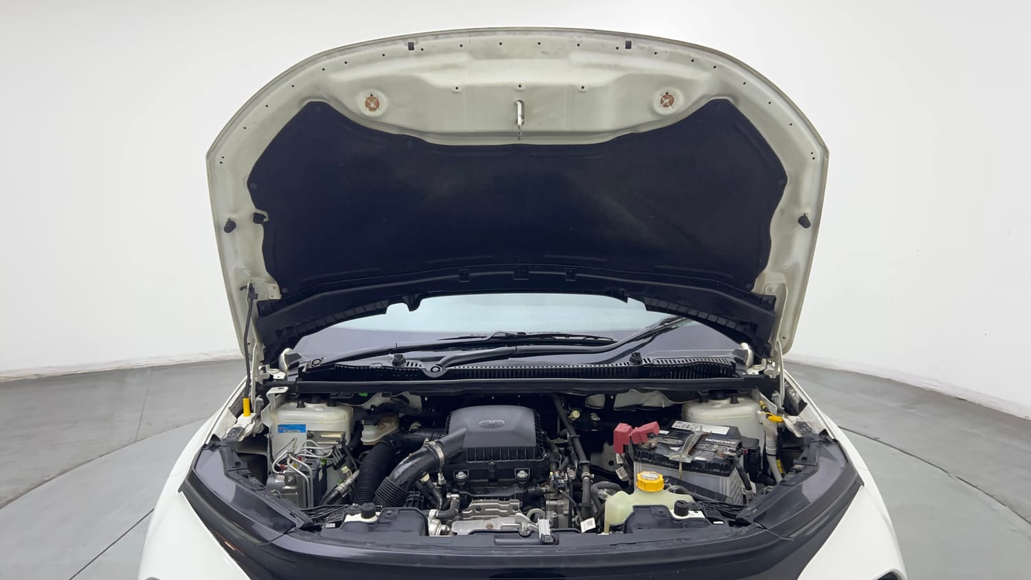 2024 Tata Curvv Pure Plus S 1.2 Revotron Petrol 7DCA-27