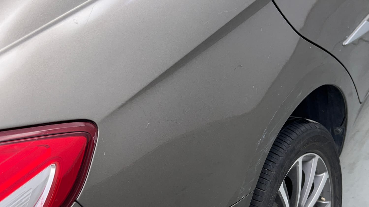 Used 2019 Maruti Suzuki Ciaz Alpha Hybrid 1.5 Petrol Manual dents MINOR DENT