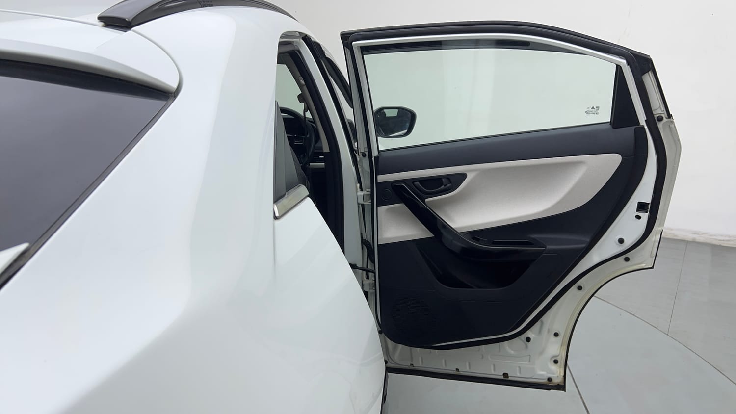 2024 Tata Curvv Pure Plus S 1.2 Revotron Petrol 7DCA-20