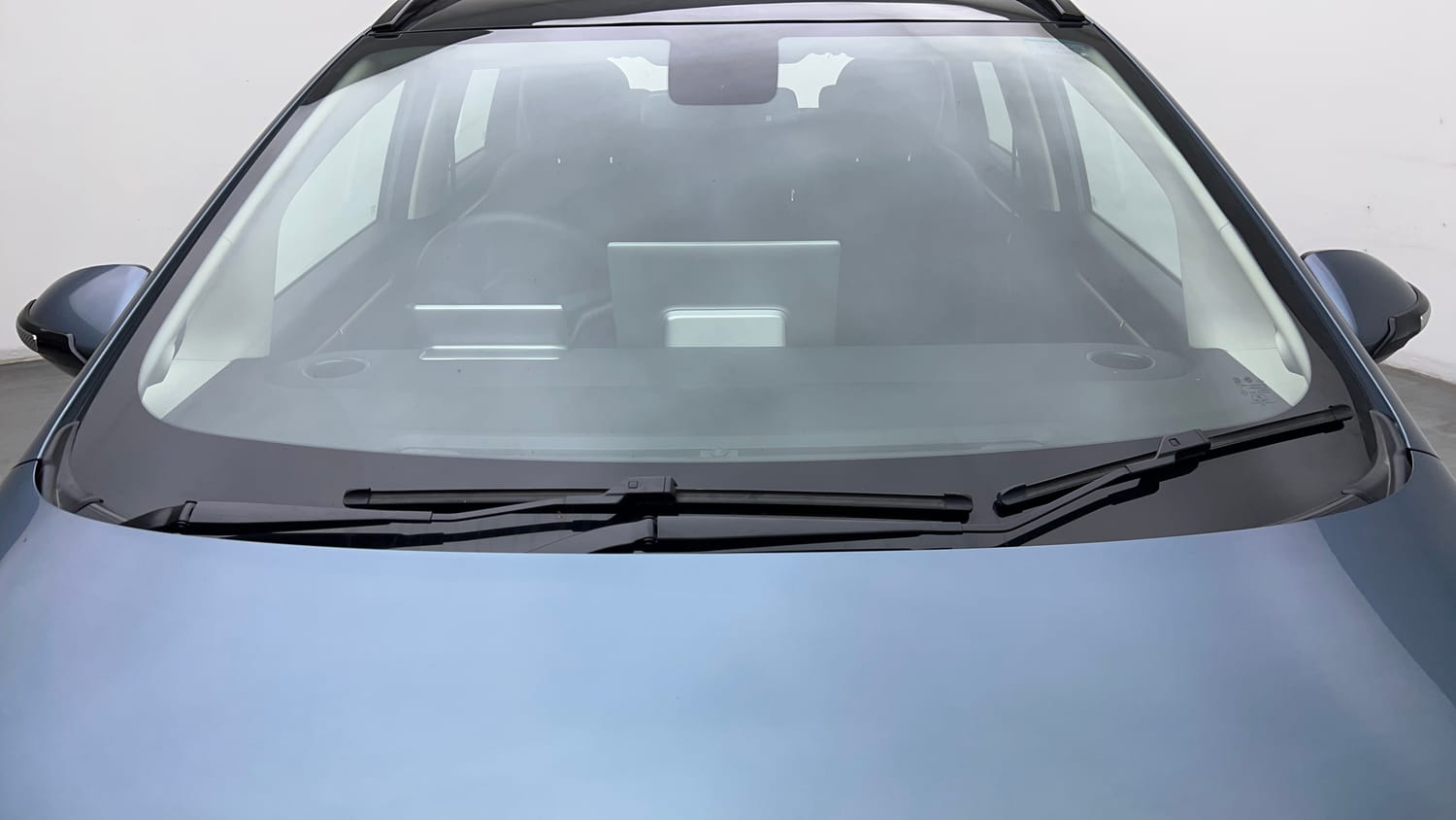 Used 2024 MG Motors Windsor EV Essence Electric Automatic exterior FRONT WINDSHIELD VIEW