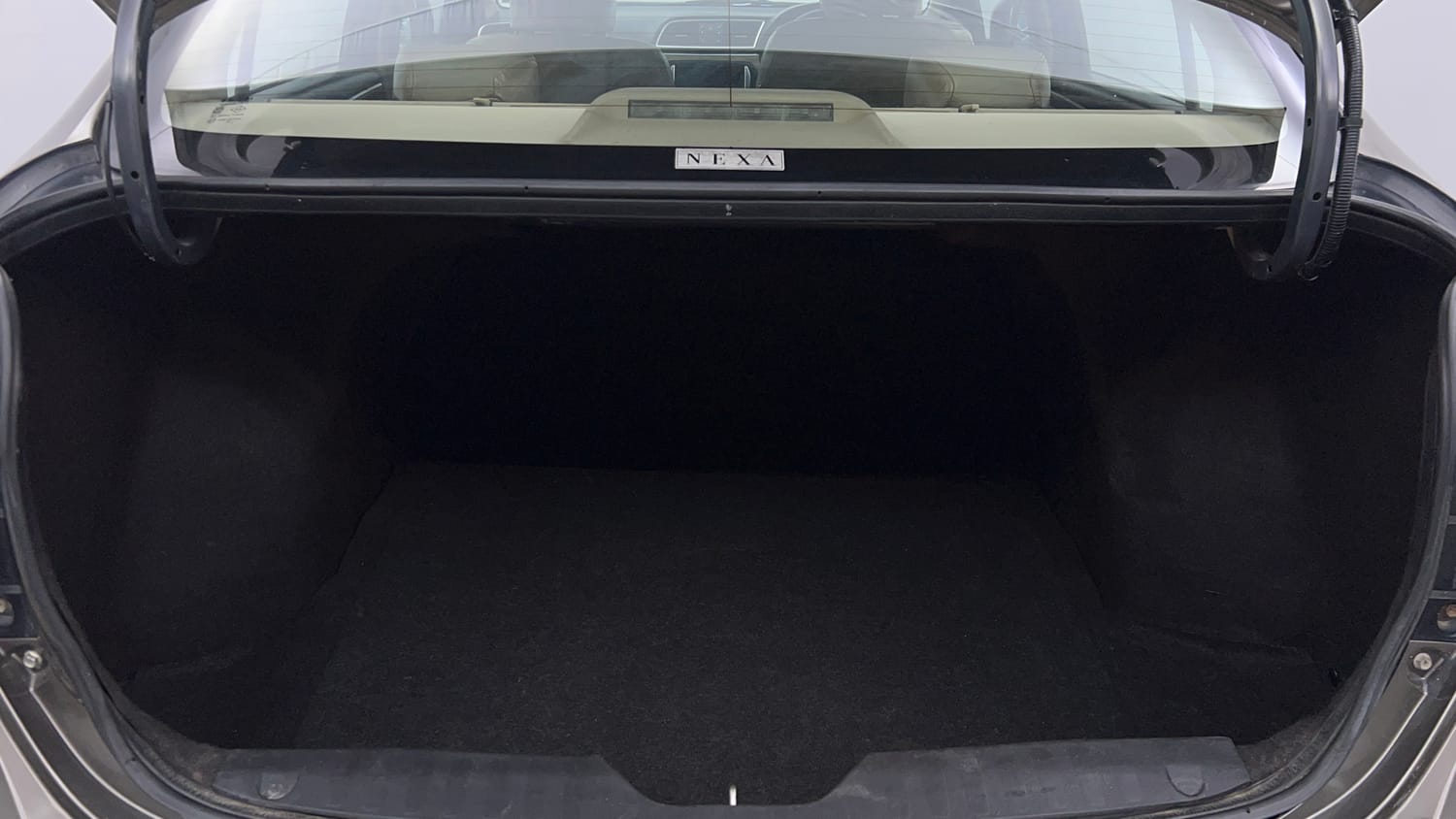Used 2019 Maruti Suzuki Ciaz Alpha Hybrid 1.5 Petrol Manual interior DICKY INSIDE VIEW
