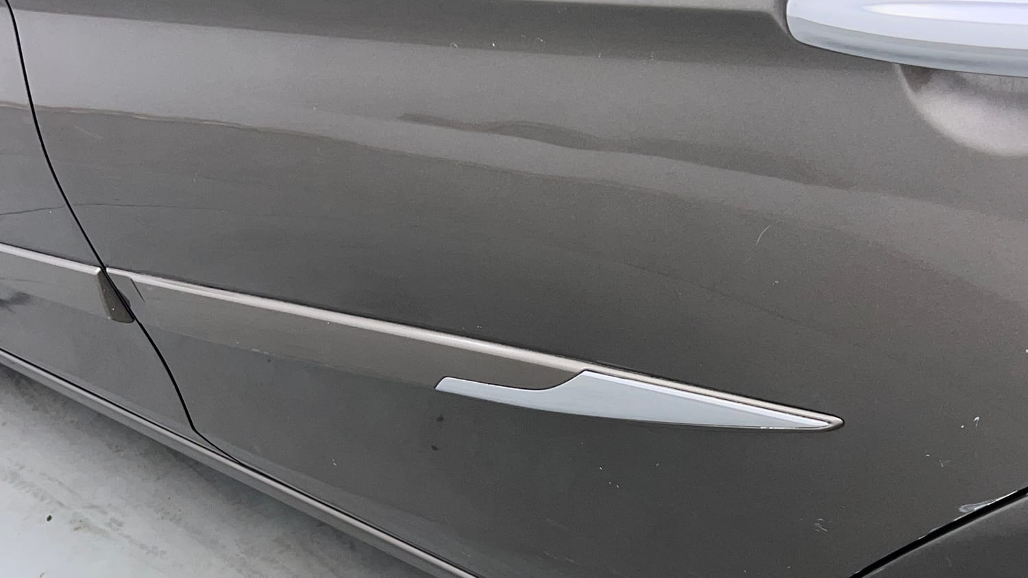 Used 2019 Maruti Suzuki Ciaz Alpha Hybrid 1.5 Petrol Manual dents MINOR SCRATCH