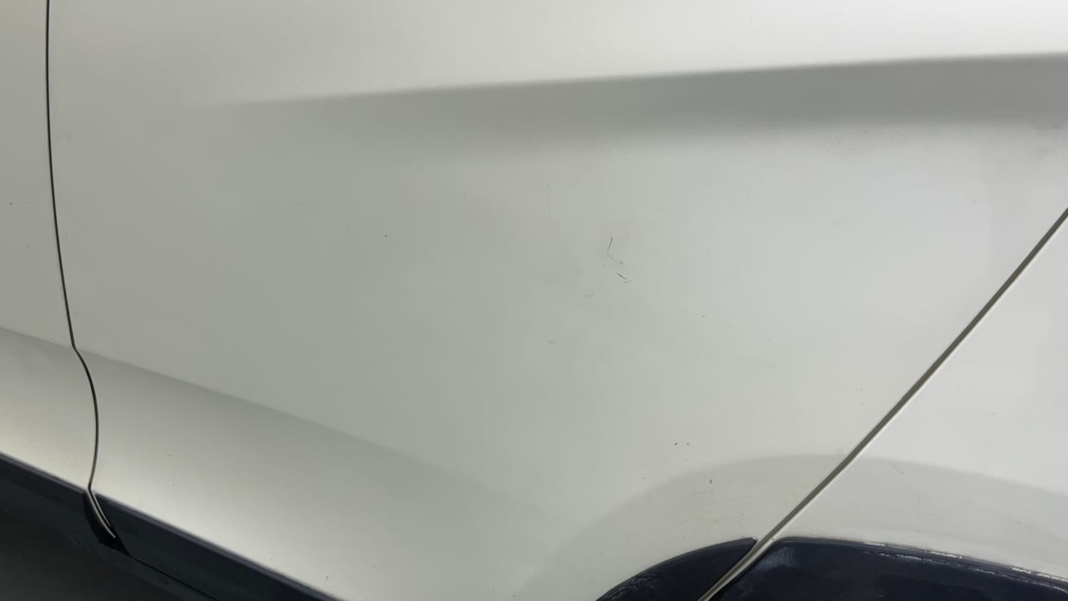 Used 2018 Mahindra KUV100 NXT K6 Plus 6 STR Petrol Manual dents MINOR DENT