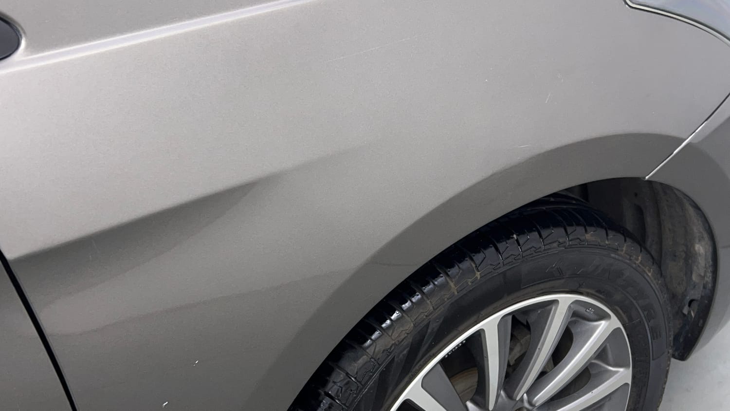 Used 2019 Maruti Suzuki Ciaz Alpha Hybrid 1.5 Petrol Manual dents MINOR DENT