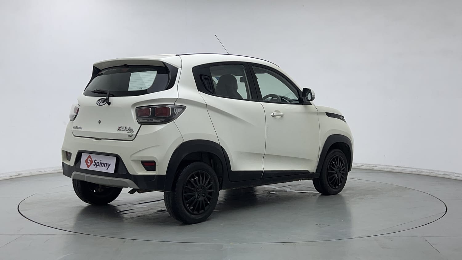 Used 2018 Mahindra KUV100 NXT K6 Plus 6 STR Petrol Manual exterior RIGHT REAR CORNER VIEW