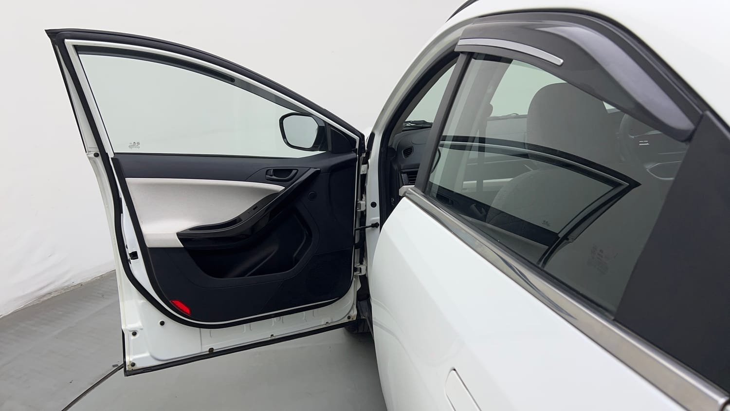 2024 Tata Curvv Pure Plus S 1.2 Revotron Petrol 7DCA-21