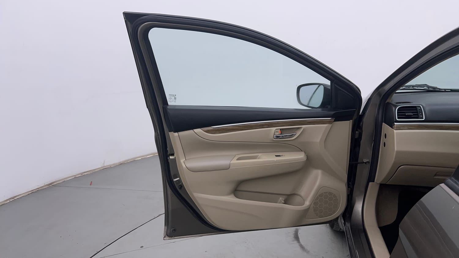 Used 2019 Maruti Suzuki Ciaz Alpha Hybrid 1.5 Petrol Manual interior LEFT FRONT DOOR OPEN VIEW