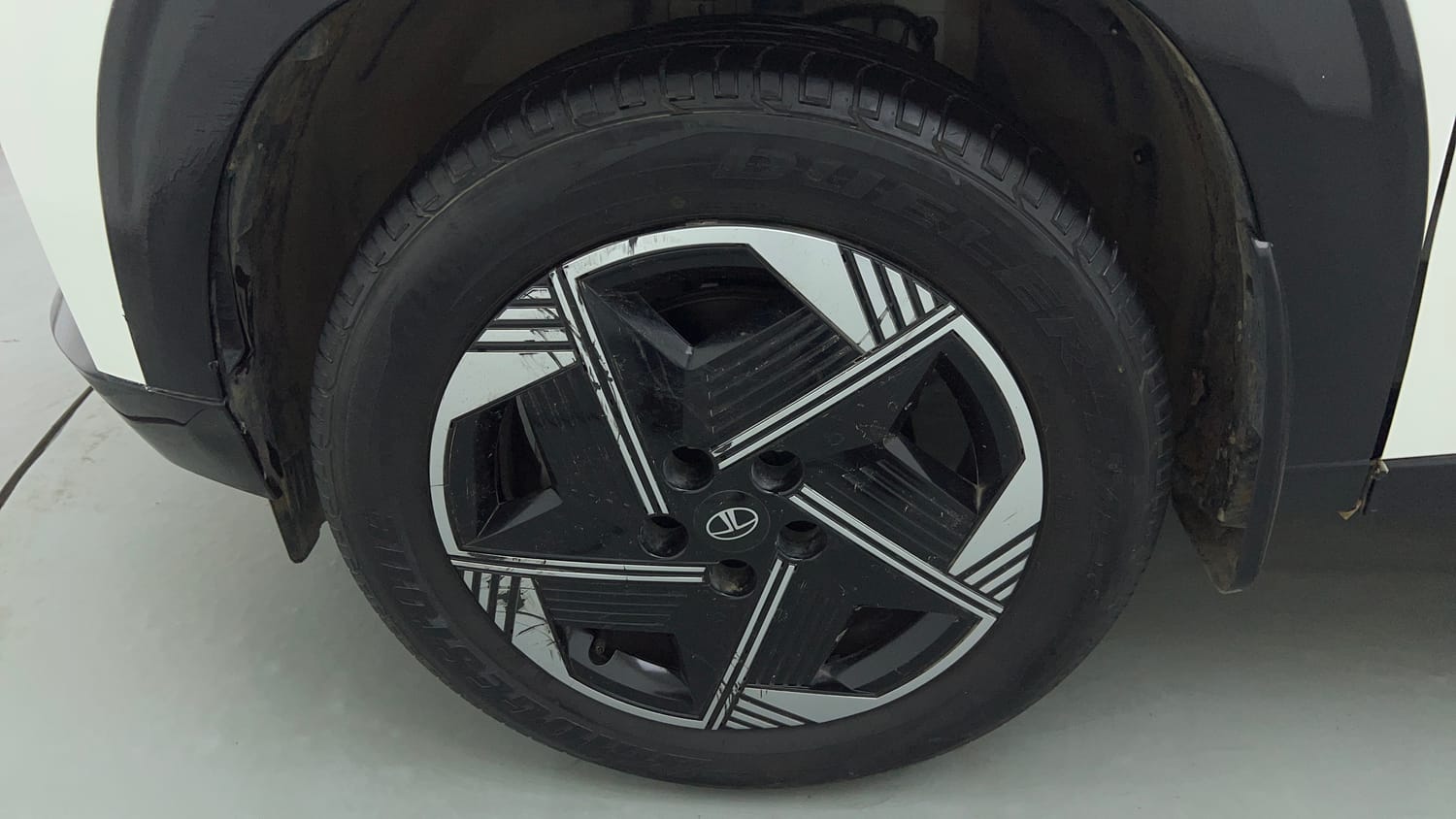 2024 Tata Curvv Pure Plus S 1.2 Revotron Petrol 7DCA-34