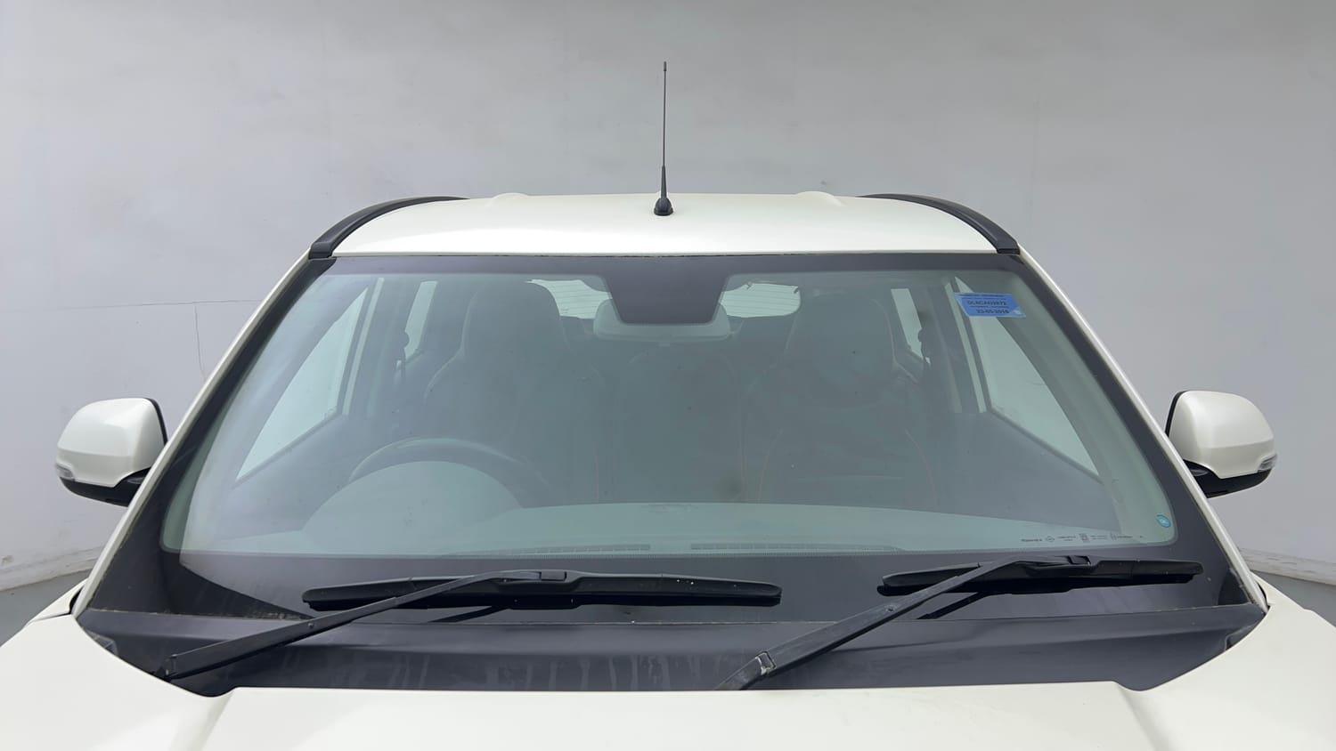 Used 2018 Mahindra KUV100 NXT K6 Plus 6 STR Petrol Manual exterior FRONT WINDSHIELD VIEW