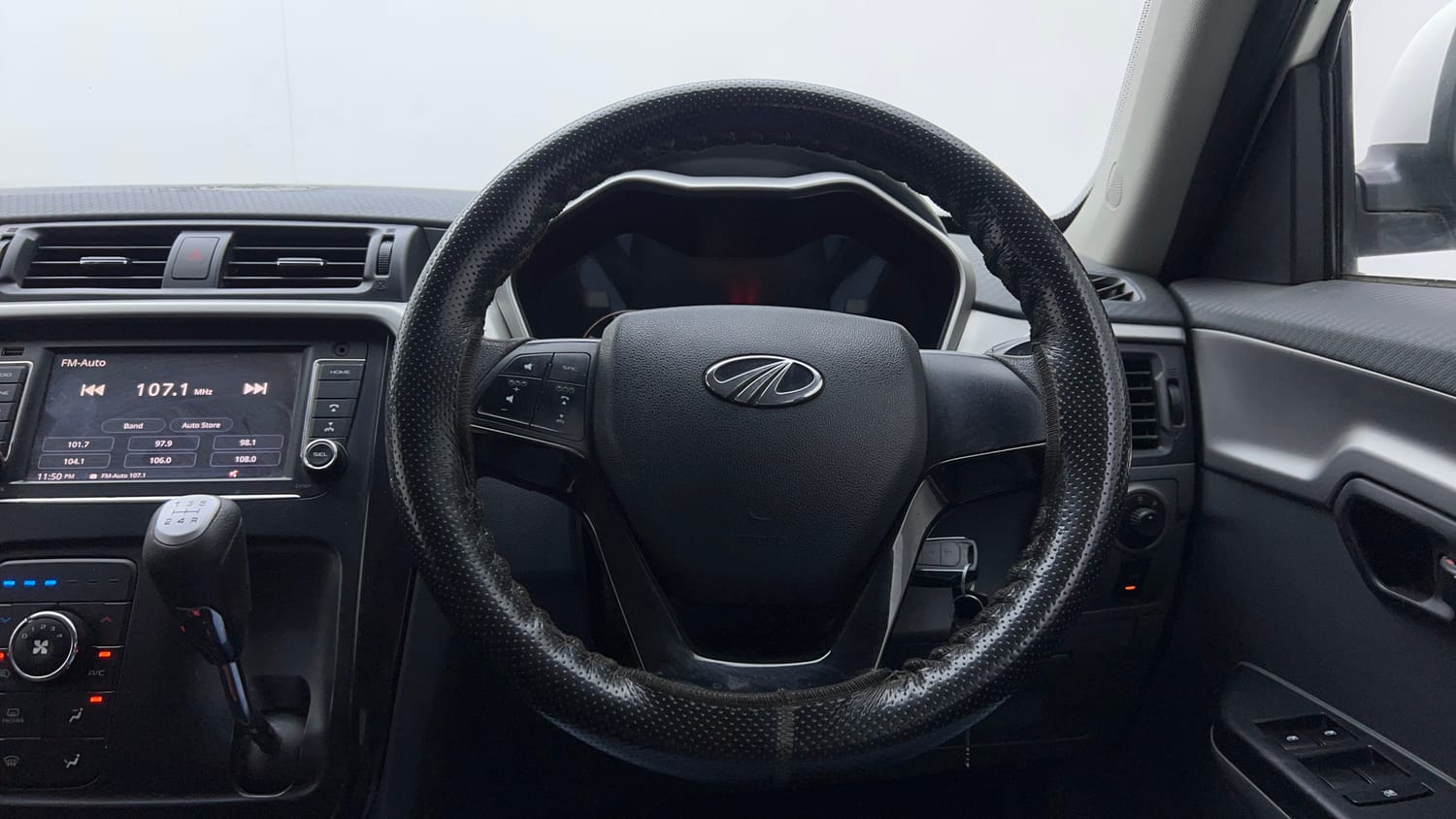 Used 2018 Mahindra KUV100 NXT K6 Plus 6 STR Petrol Manual interior STEERING VIEW