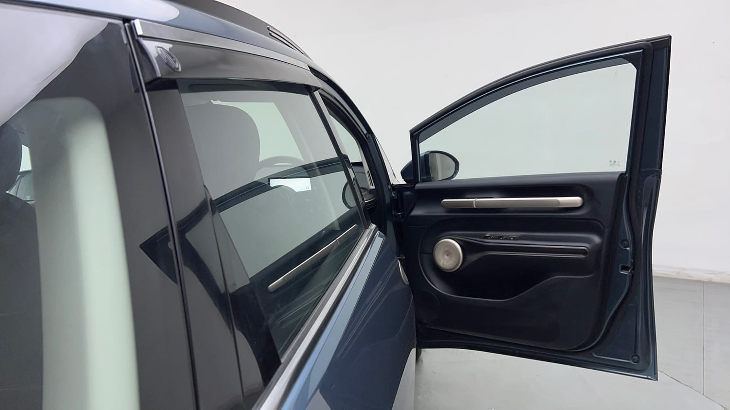 Used 2024 MG Motors Windsor EV Essence Electric Automatic interior RIGHT FRONT DOOR OPEN VIEW