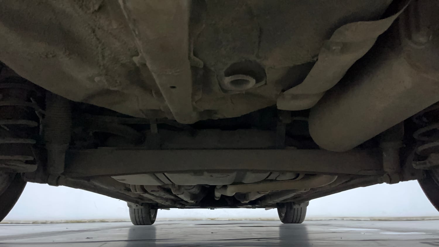 Used 2012 Hyundai Verna Fluidic 1.6 CRDi SX Diesel Manual extra REAR UNDERBODY VIEW (TAKEN FROM REAR)