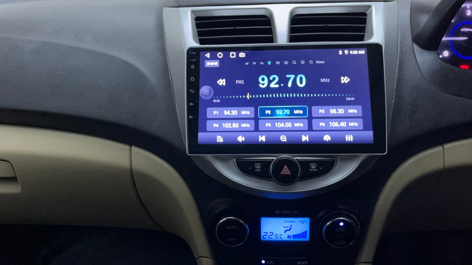Used 2012 Hyundai Verna Fluidic 1.6 CRDi SX Diesel Manual interior MUSIC SYSTEM & AC CONTROL VIEW