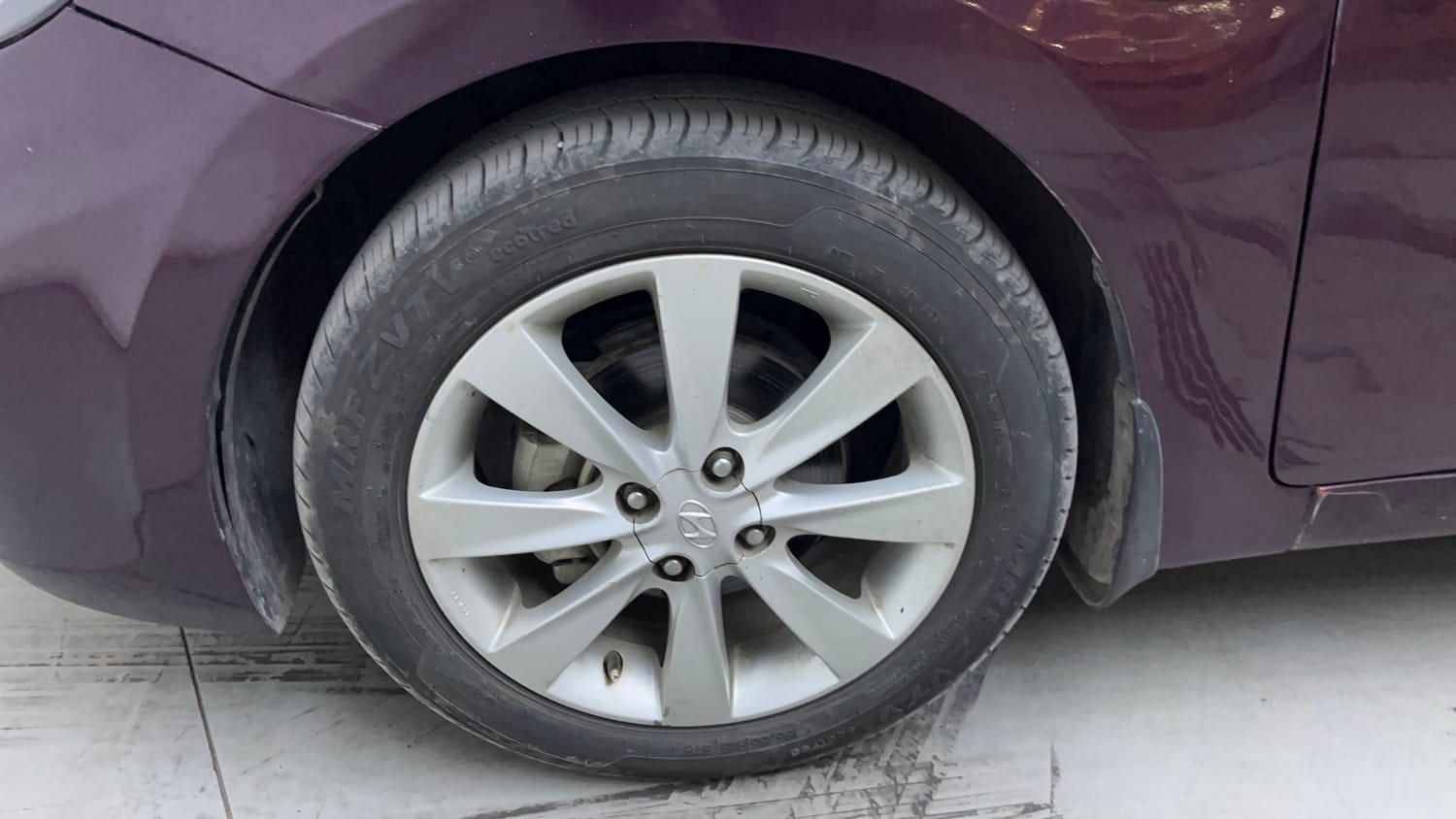 Used 2012 Hyundai Verna Fluidic 1.6 CRDi SX Diesel Manual tyres LEFT FRONT TYRE RIM VIEW