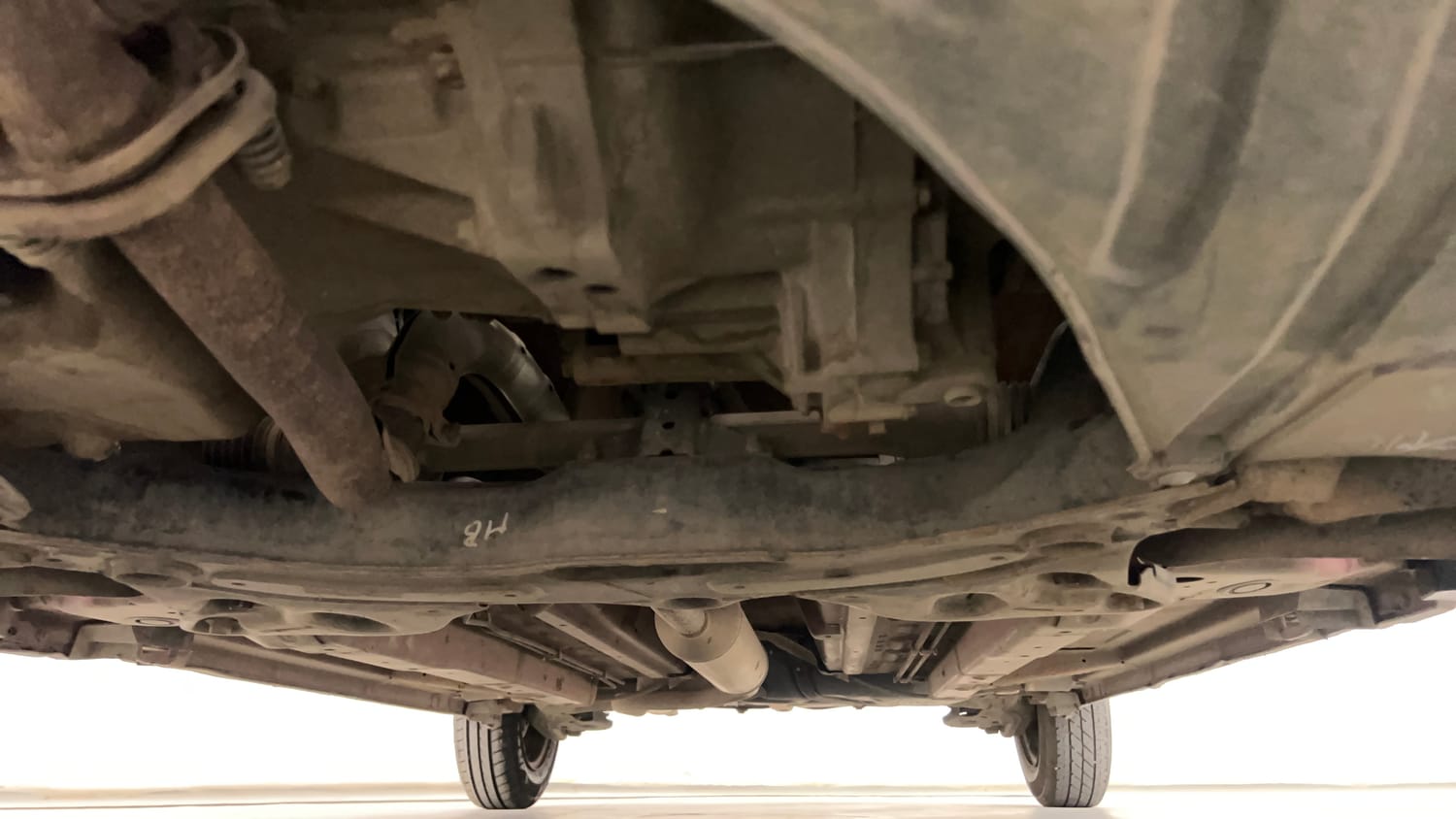 Used 2012 Maruti Suzuki Swift VXi Petrol Manual extra FRONT LEFT UNDERBODY VIEW