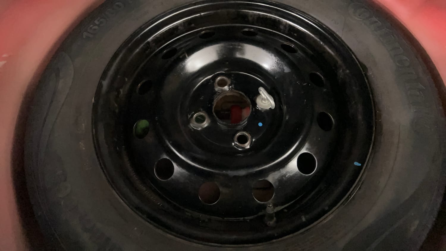 Used 2012 Maruti Suzuki Swift VXi Petrol Manual tyres SPARE TYRE VIEW