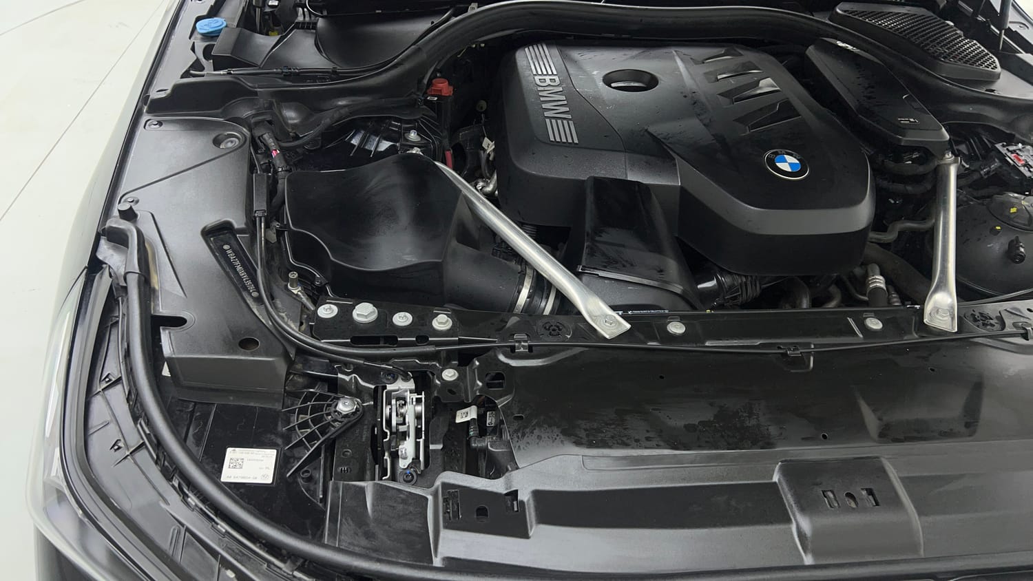 Used 2026 BMW 5 Series 530Li M Sport (Titanium Bronze) Petrol Automatic engine ENGINE RIGHT SIDE VIEW